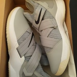 Mens Nike LeBron Soldier Xii TB Zoom White / Gray Basketball Shoes Size 14